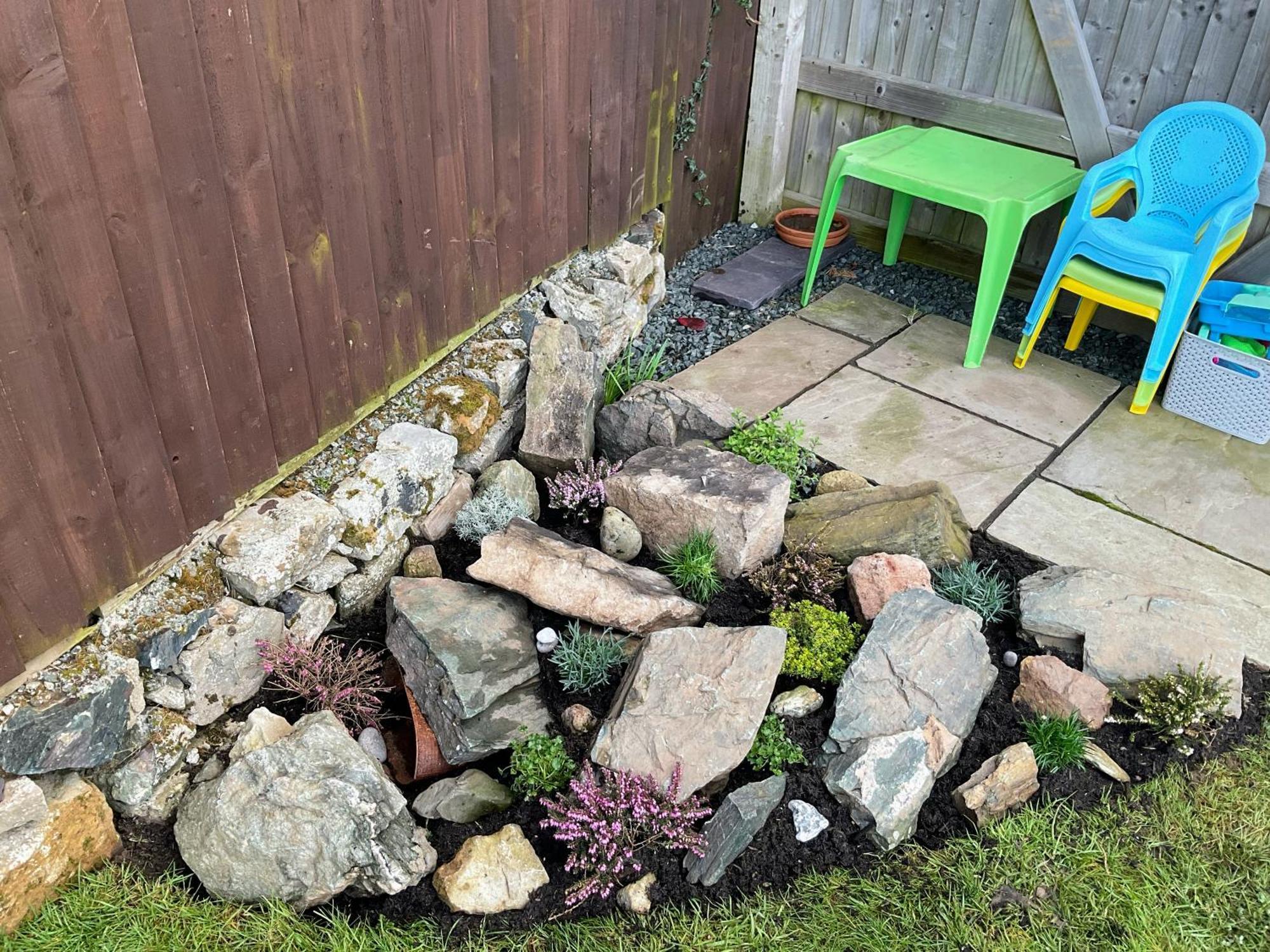 Gwenallt Dwyran Bagian luar foto